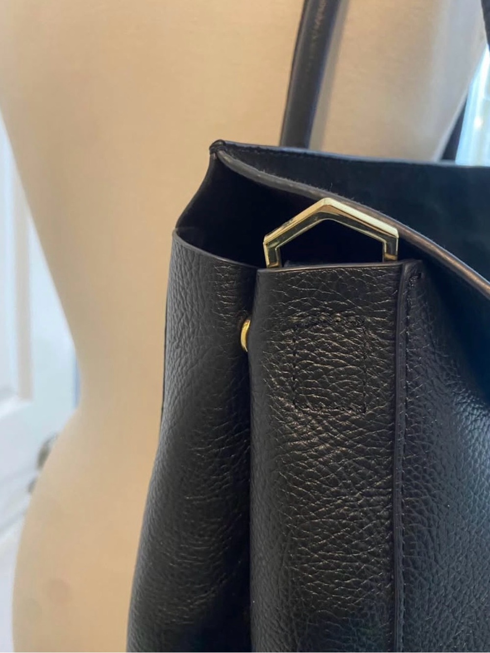 India hicks Black Tote Bag with Top Flap - Picture 4 of 7